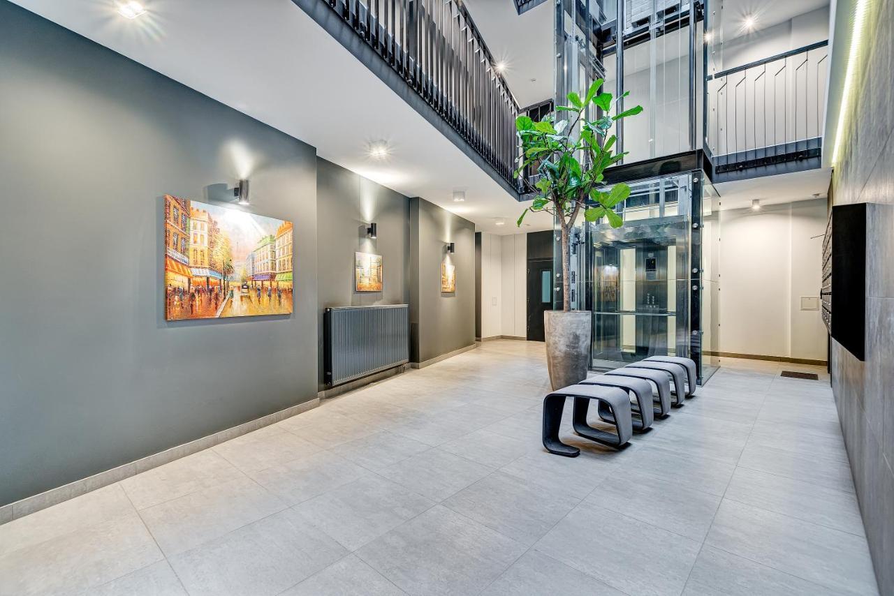Happy Inn Classical Style, Self Check-In, Parking In The Underground Garage VNO Exterior photo